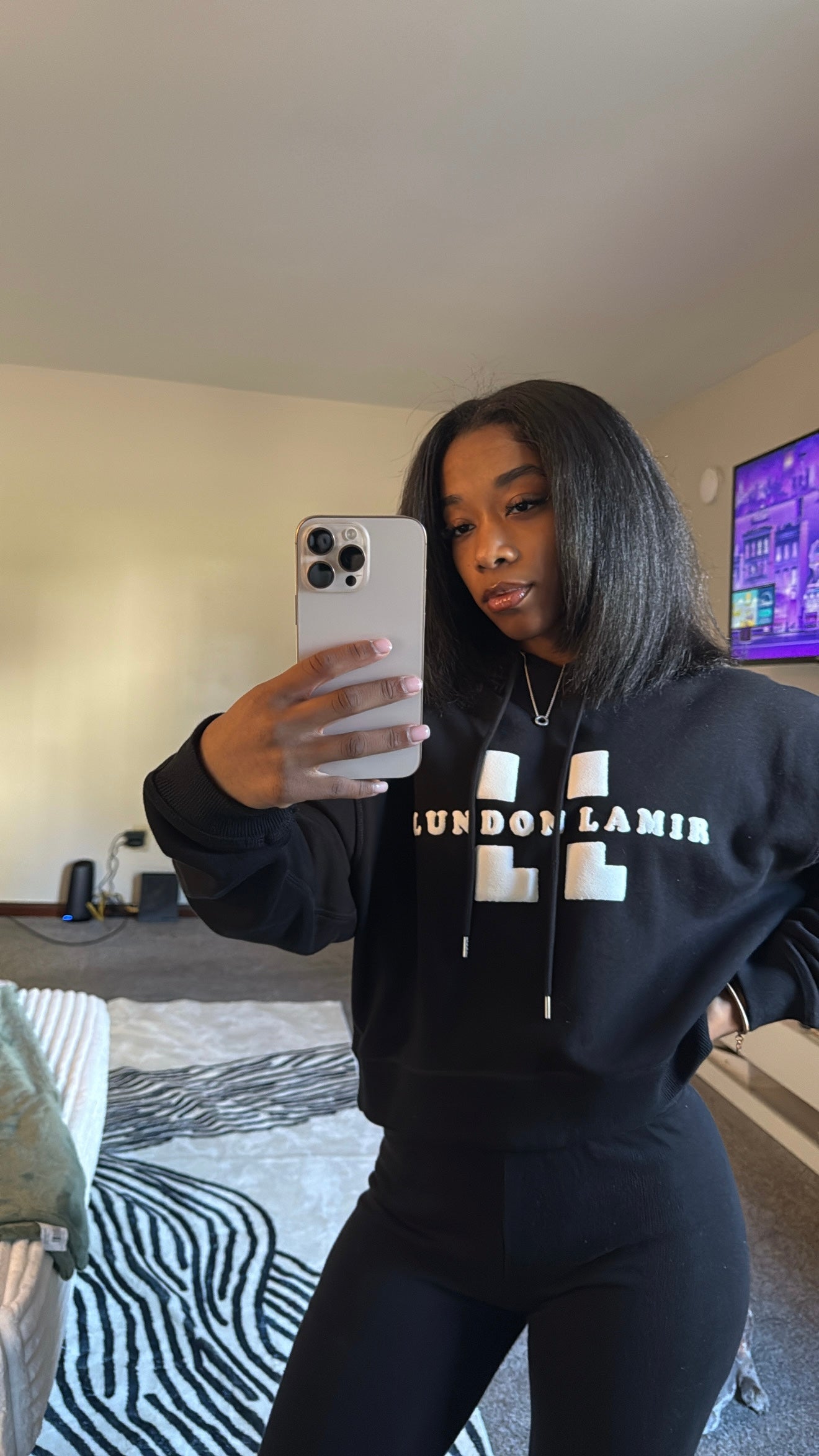 LADIES | LUNDON LAMIR | SIGNATURE | BLACK&WHITE | CROP HOODIE